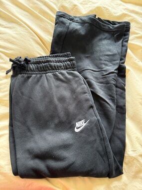 Nike Black Wide-Leg Sweatpants